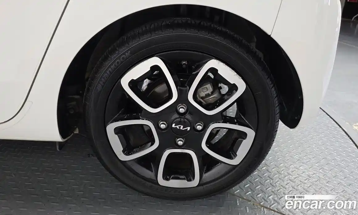 Kia Ray 2021 1.0 автомат (гидро), фото 7