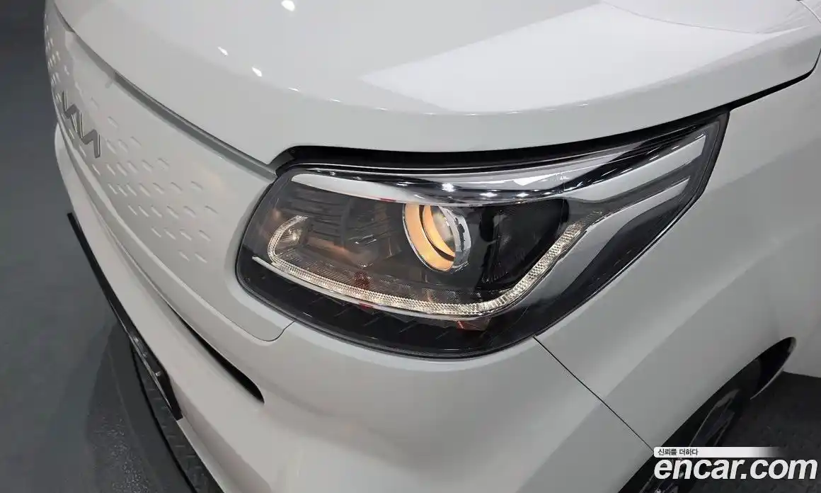Kia Ray 2021 1.0 автомат (гидро), фото 8
