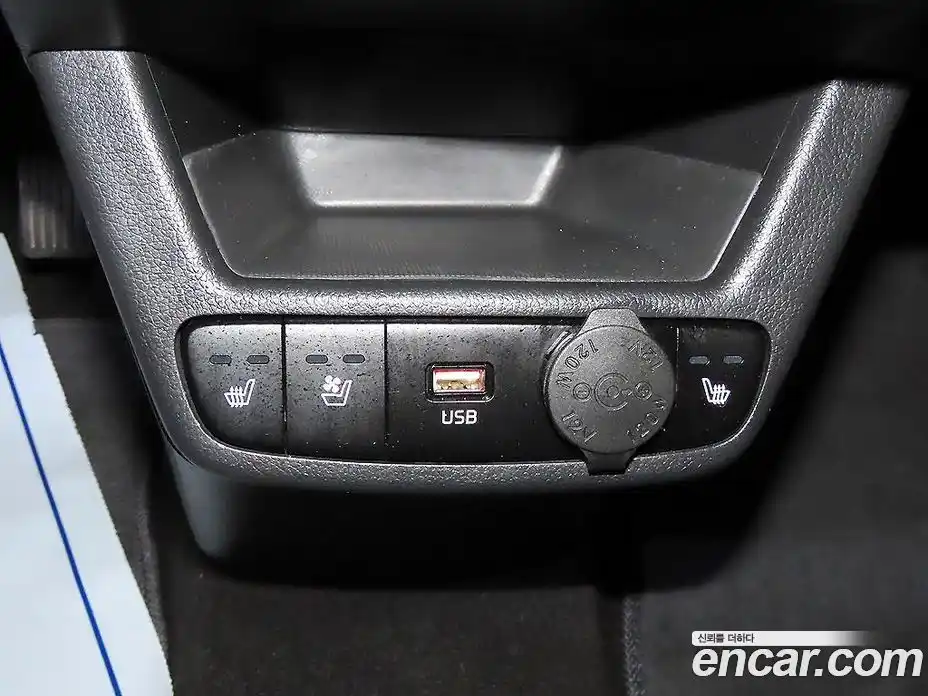 Kia Ray 2022 1.0 автомат (гидро), фото 14