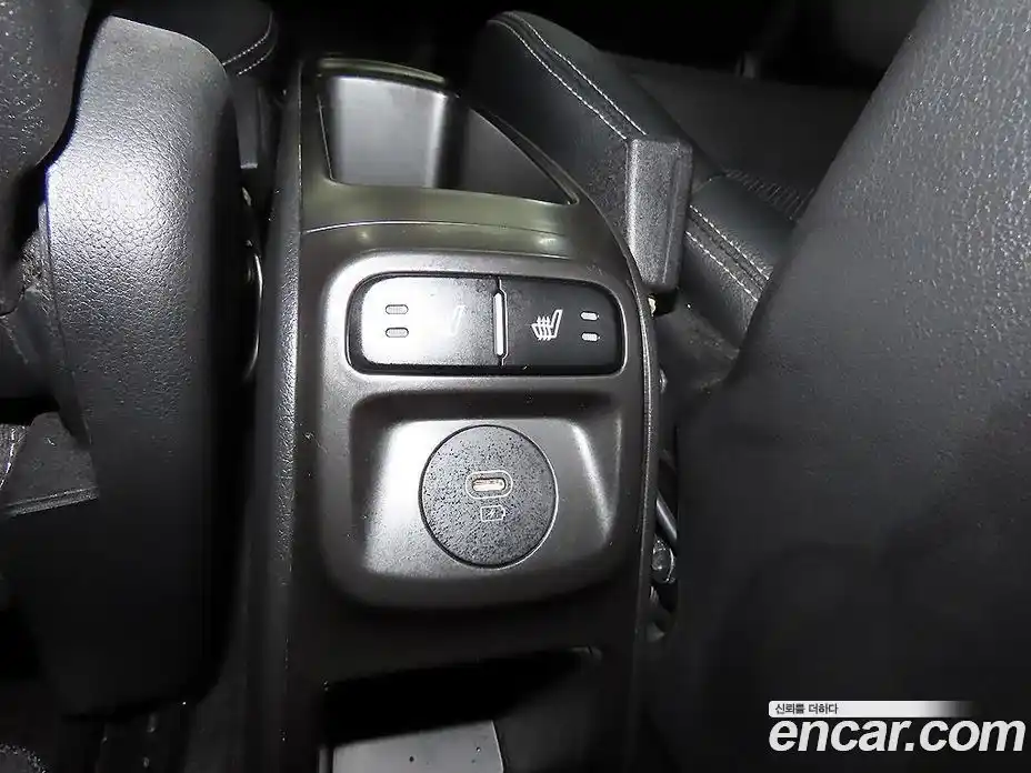 Kia Ray 2022 1.0 автомат (гидро), фото 15