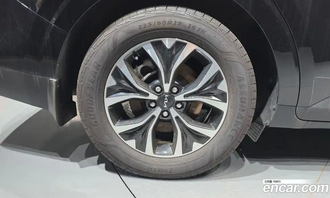 Kia Carnival 2022 2.2 автомат (гидро), фото 5