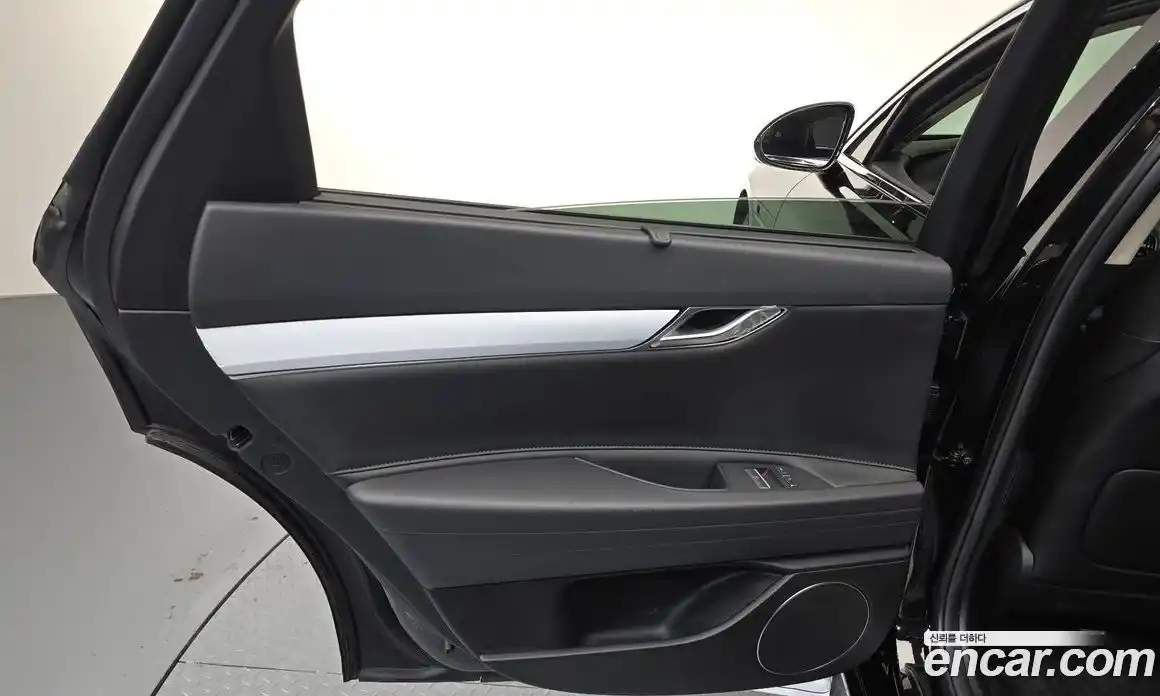 Genesis G80 2025 3.5 автомат (гидро), фото 15
