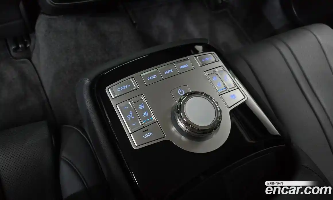 Genesis G80 2025 3.5 автомат (гидро), фото 24