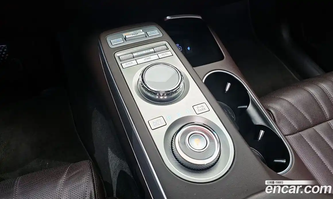 Genesis GV70 2021 2.5 автомат (гидро), фото 12