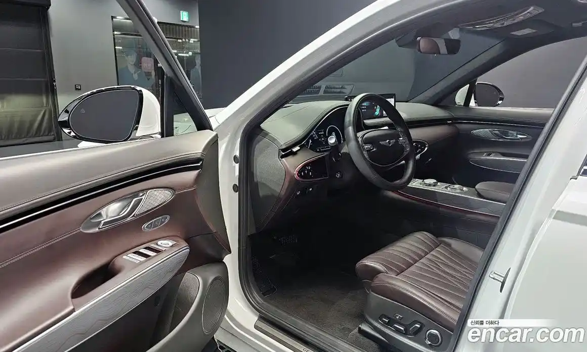 Genesis GV70 2021 2.5 автомат (гидро), фото 13