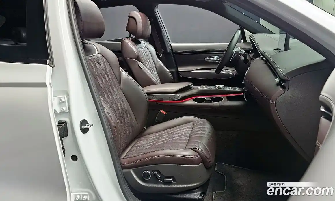 Genesis GV70 2021 2.5 автомат (гидро), фото 16
