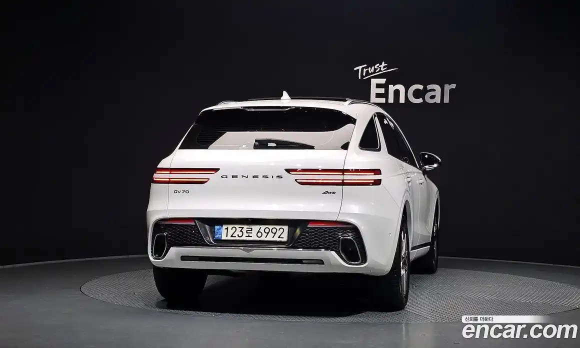Genesis GV70 2021 2.5 автомат (гидро), фото 4