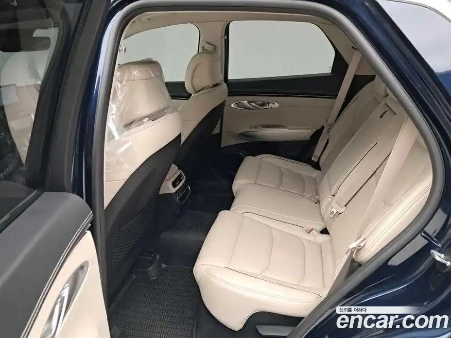 Genesis GV70 2022 2.5 автомат (гидро), фото 12