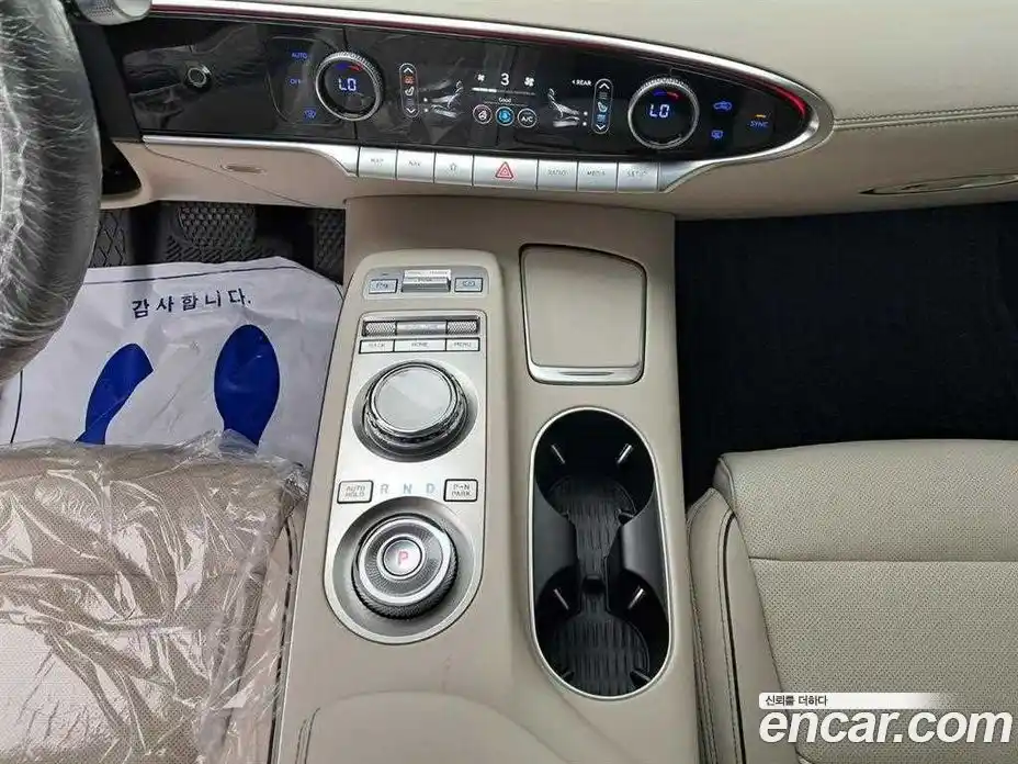Genesis GV70 2022 2.5 автомат (гидро), фото 13