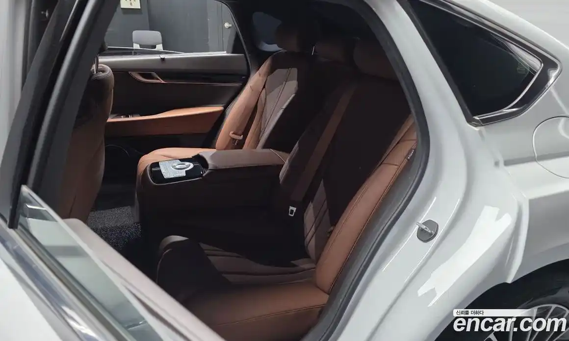 Genesis G80 2022 2.5 автомат (гидро), фото 18