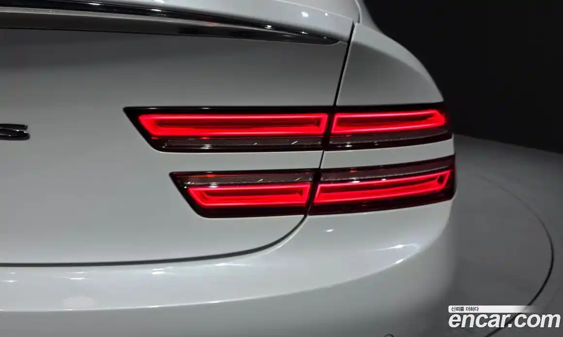 Genesis G80 2022 2.5 автомат (гидро), фото 9