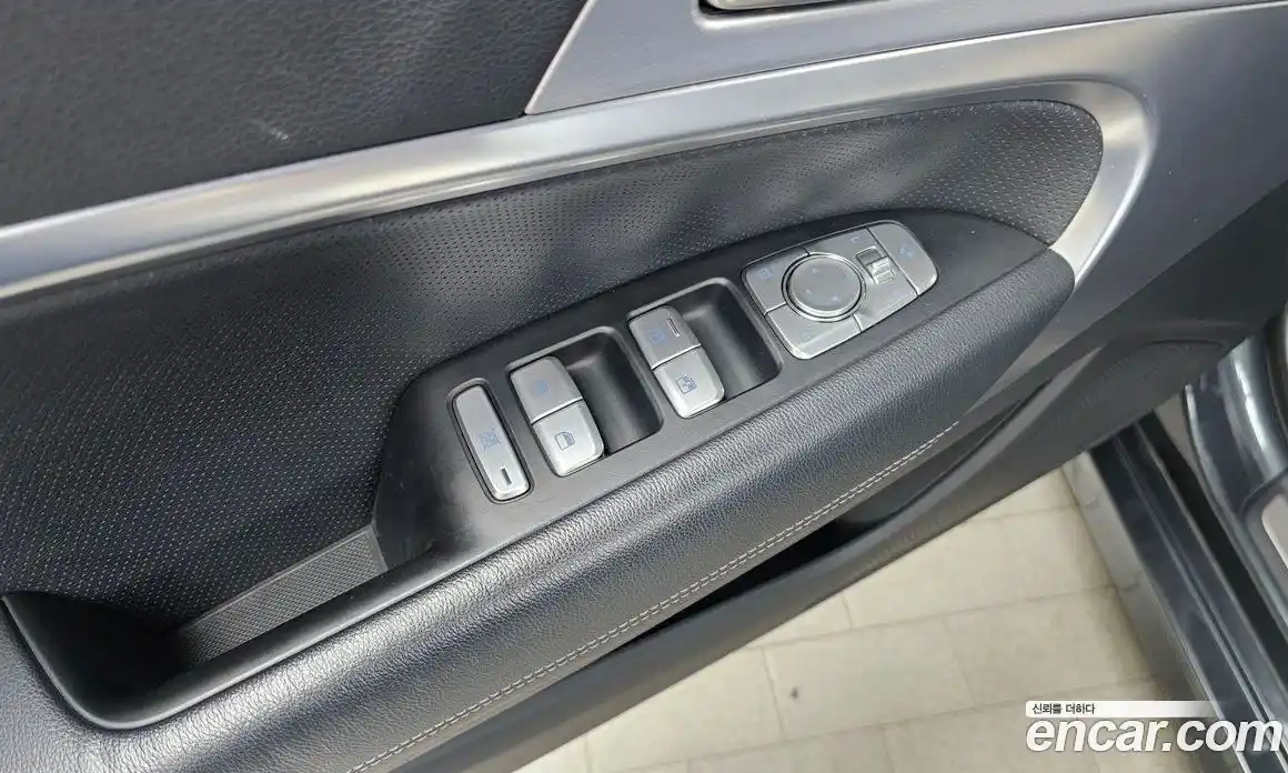 Genesis G70 2017 2.0 автомат (гидро), фото 14