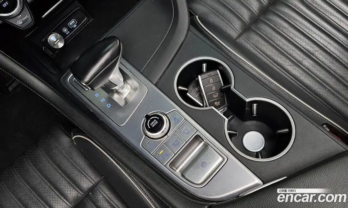 Genesis G70 2019 2.0 автомат (гидро), фото 12