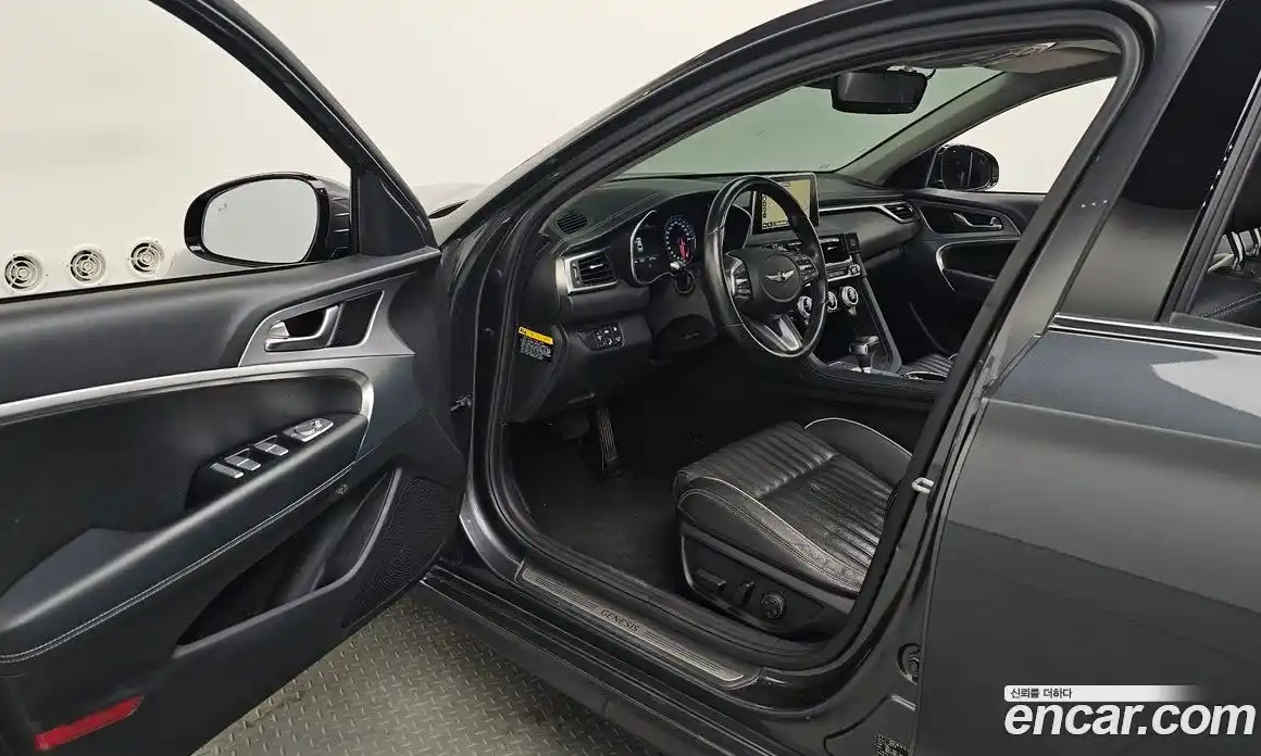 Genesis G70 2019 2.0 автомат (гидро), фото 13