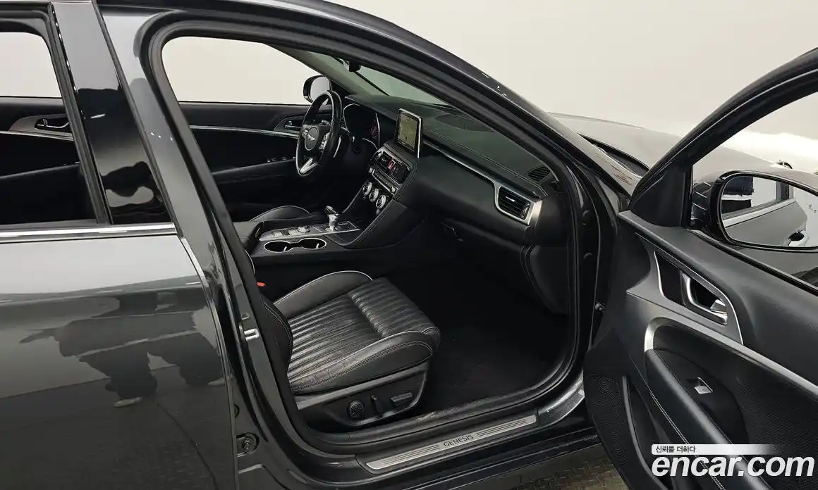 Genesis G70 2019 2.0 автомат (гидро), фото 16