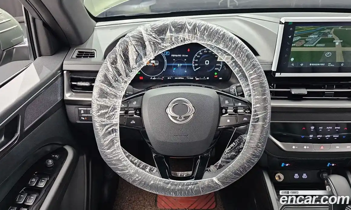SsangYong Rexton 2024 2.2 автомат (гидро), фото 13