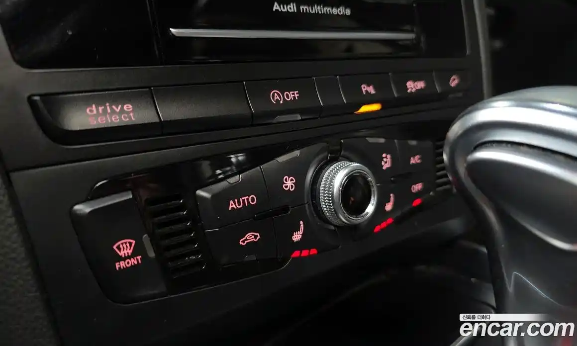 Audi Q5 2015 2.0 автомат (гидро), фото 17
