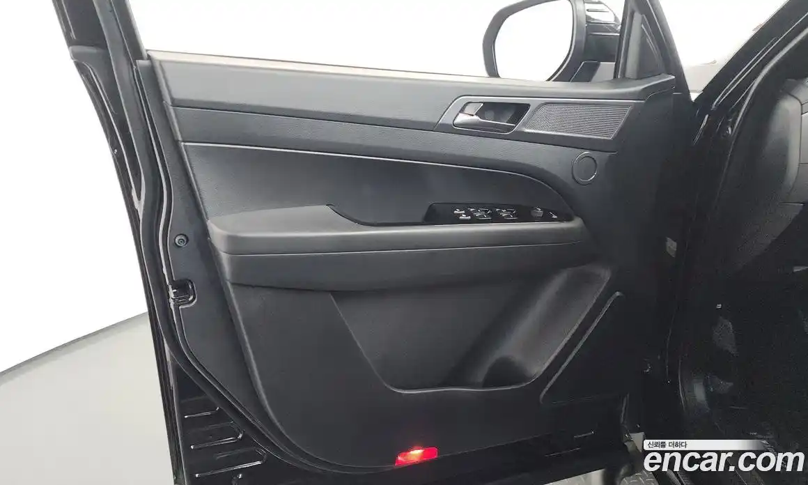 SsangYong Rexton 2023 2.2 автомат (гидро), фото 14