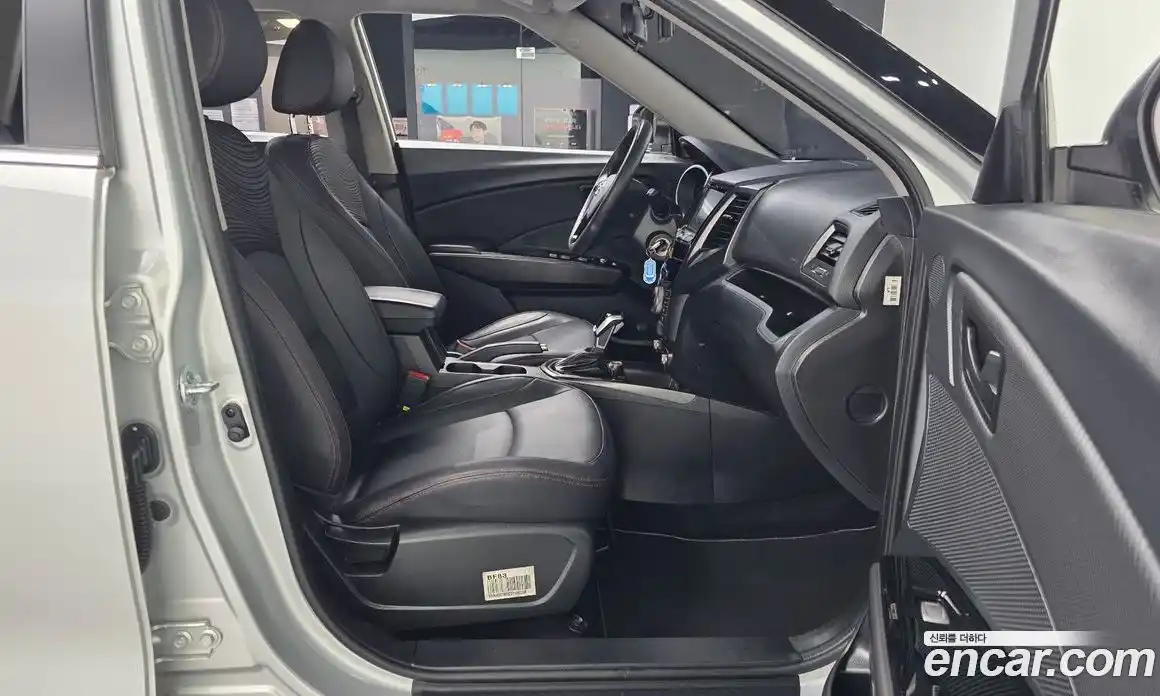 SsangYong TIBOLI 2019 1.6 автомат (гидро), фото 11