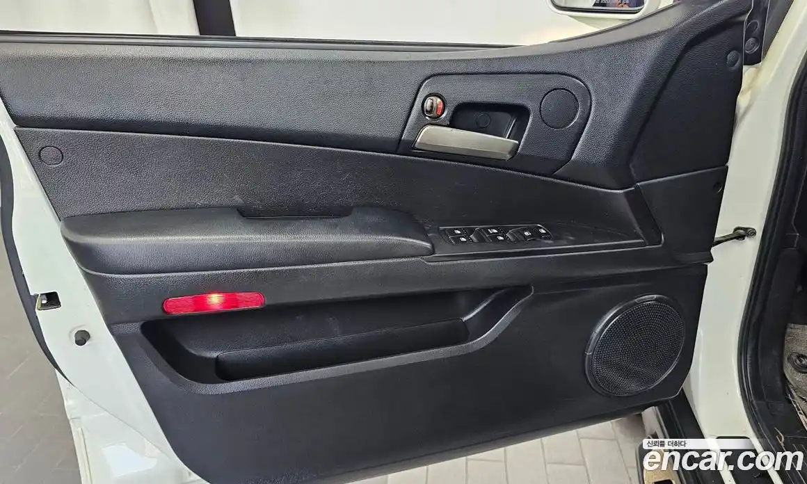 SsangYong Korando 2015 2.0 автомат (гидро), фото 14