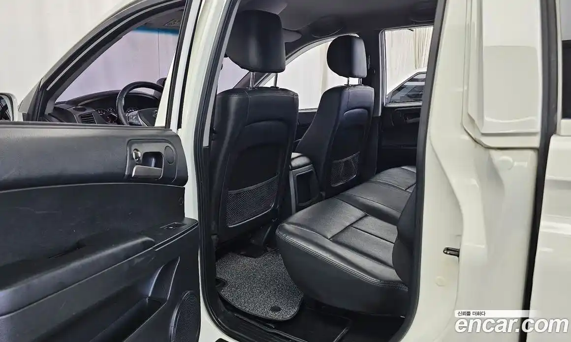 SsangYong Korando 2015 2.0 автомат (гидро), фото 16