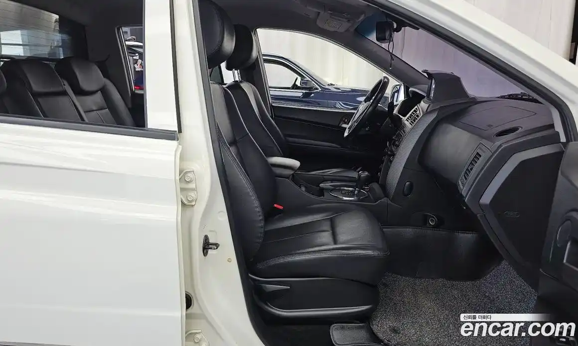 SsangYong Korando 2015 2.0 автомат (гидро), фото 17