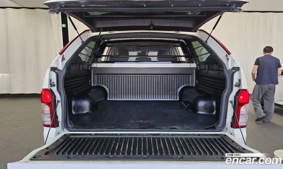 SsangYong Korando 2015 2.0 автомат (гидро), фото 26