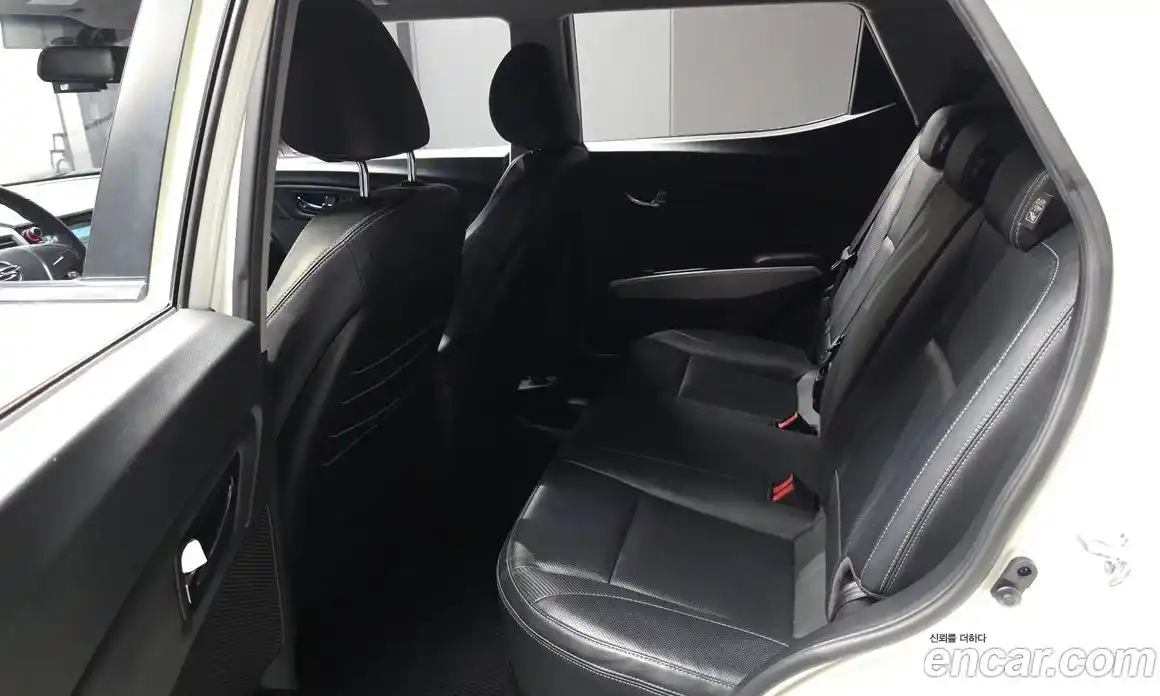 SsangYong TIBOLI 2016 1.6 автомат (гидро), фото 11