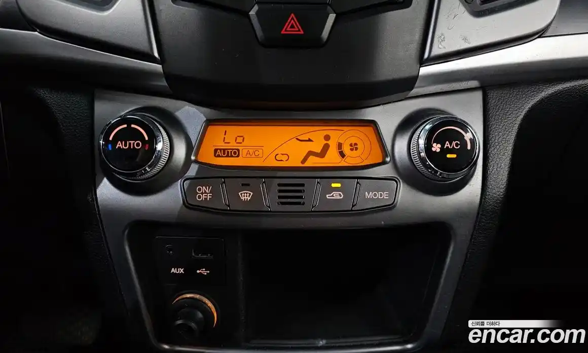 SsangYong Korando 2014 2.0 автомат (гидро), фото 17