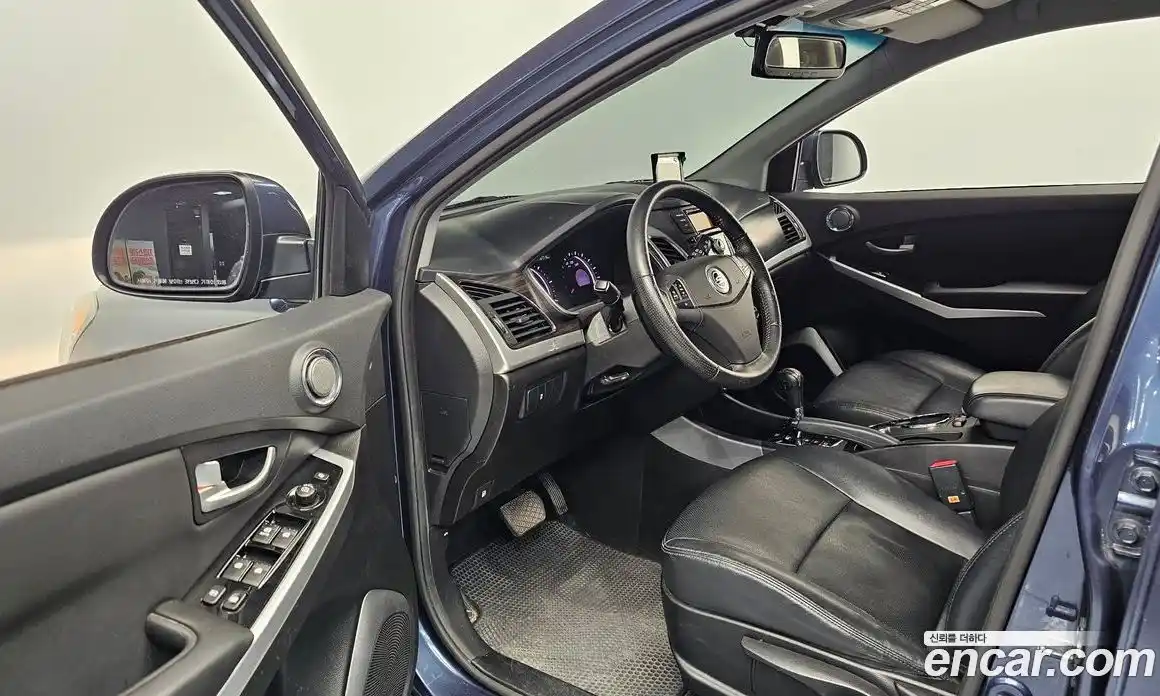 SsangYong Korando 2014 2.0 автомат (гидро), фото 10