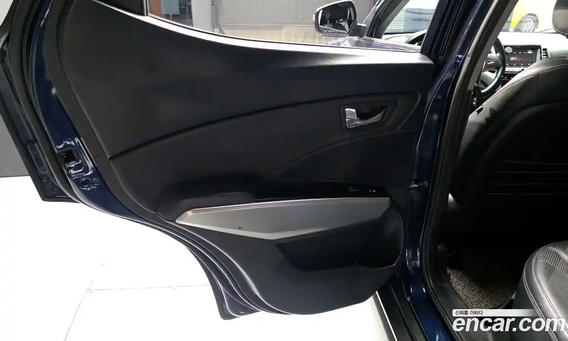 SsangYong TIBOLI 2015 1.6 автомат (гидро), фото 15