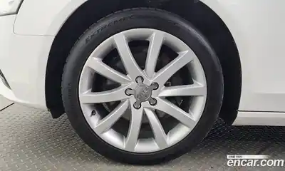 Audi A4 2013 2.0 автомат (гидро), миниатюра 5