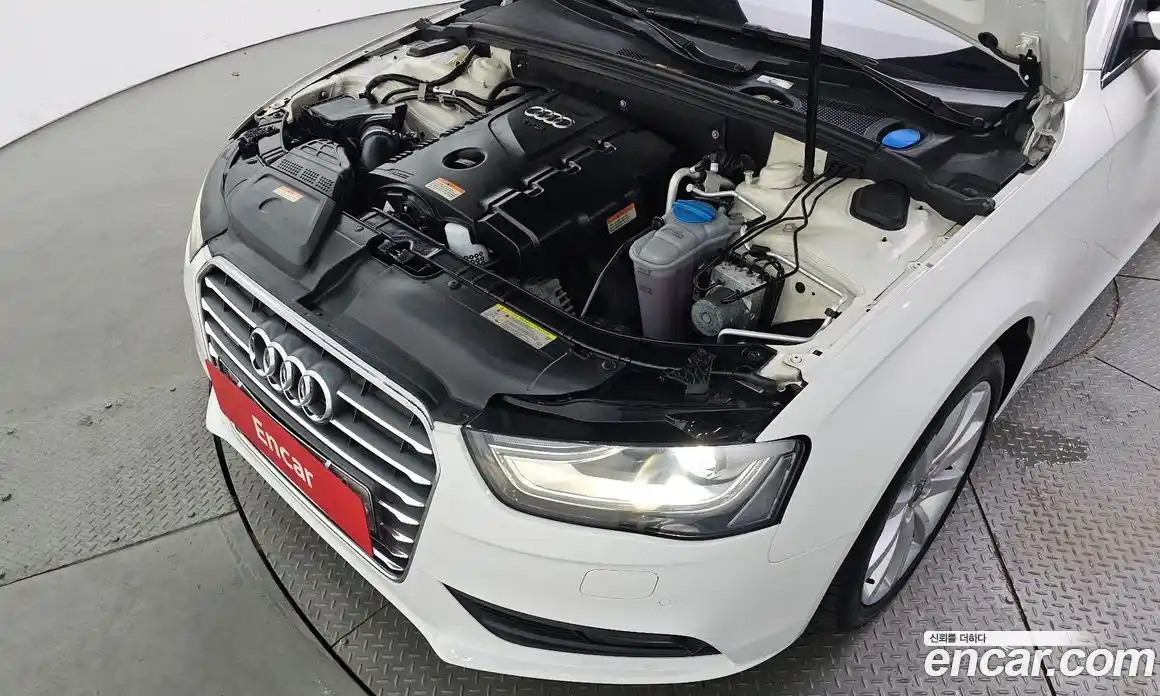 Audi A4 2013 2.0 автомат (гидро), фото 6