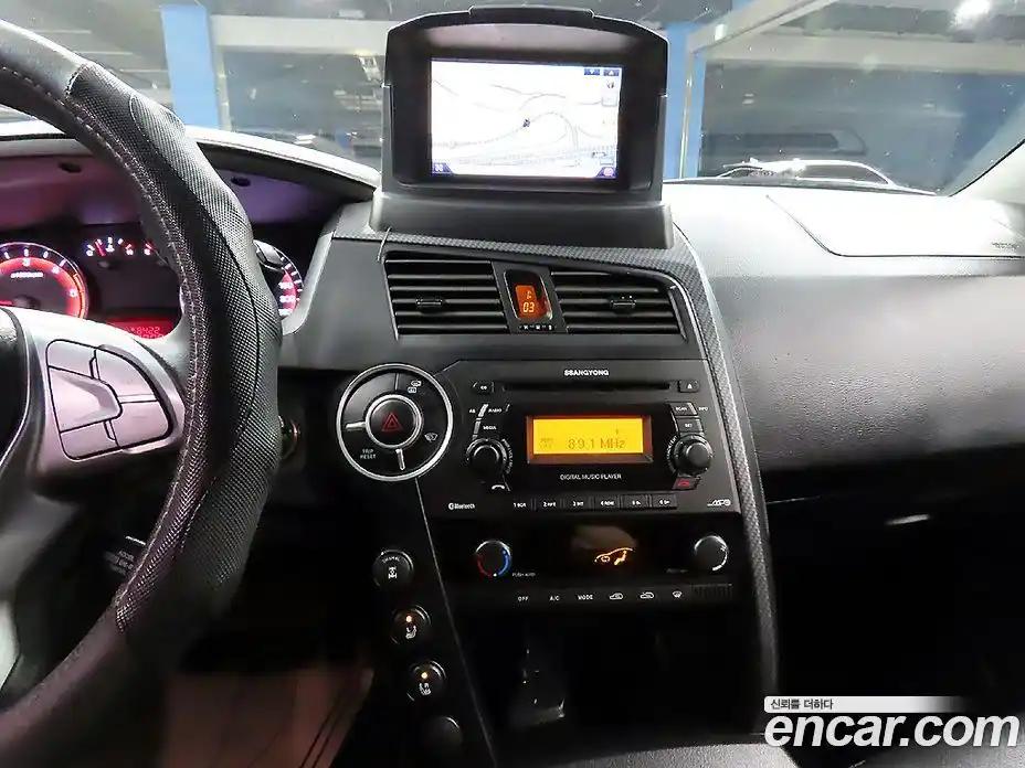 SsangYong Korando 2015 2.0 автомат (гидро), фото 11