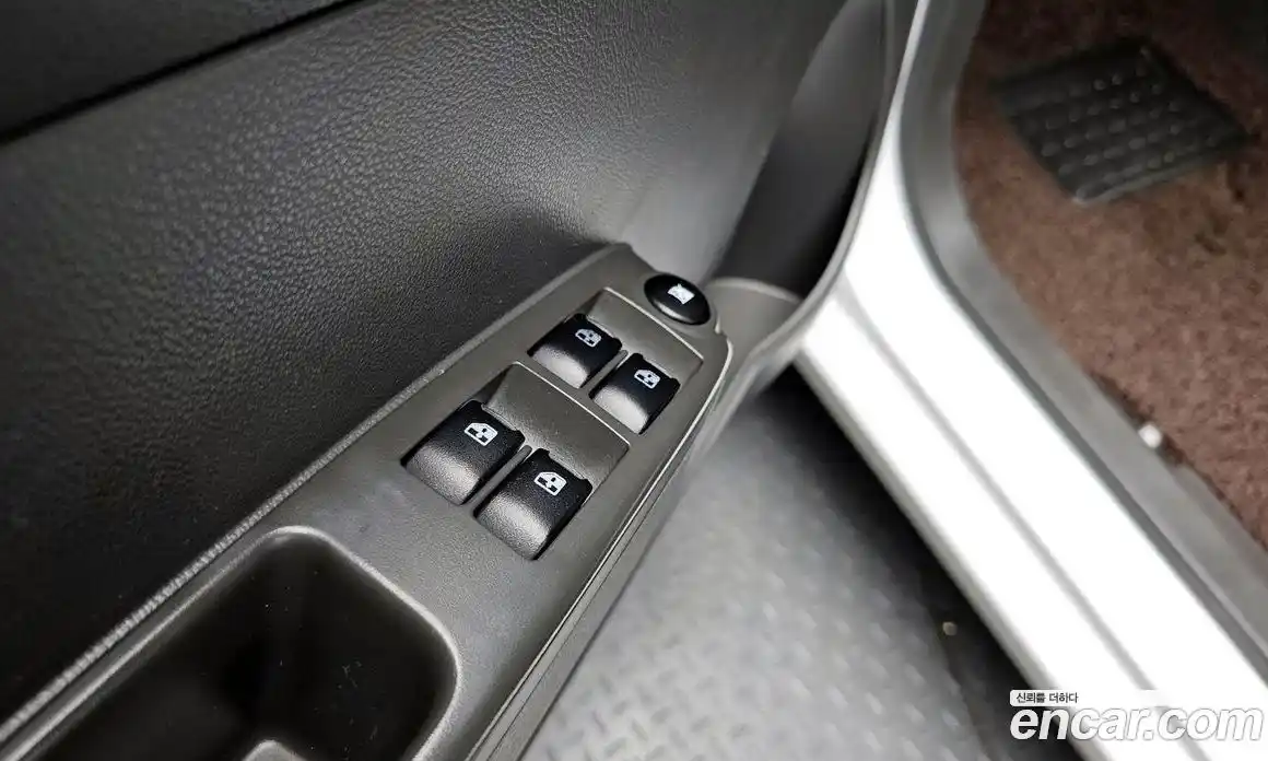 Chevrolet Spark 2012 1.0 автомат (гидро), фото 17