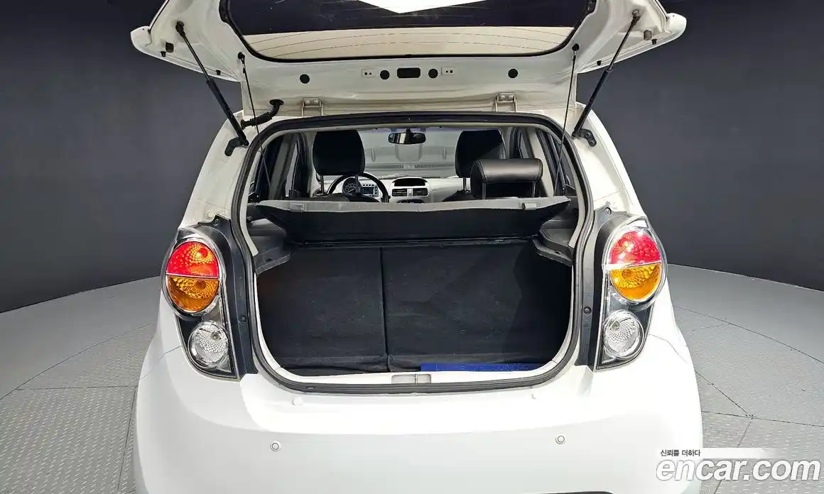 Chevrolet Spark 2012 1.0 автомат (гидро), фото 20