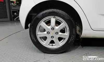 Chevrolet Spark 2012 1.0 автомат (гидро), миниатюра 5