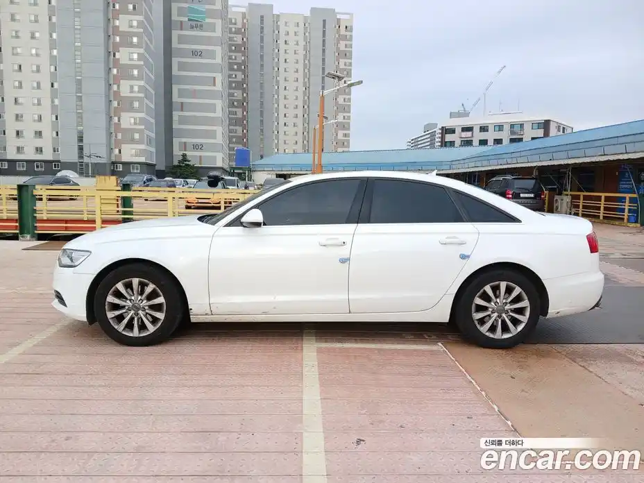 Audi A6 2014 2.0 автомат (гидро), фото 3