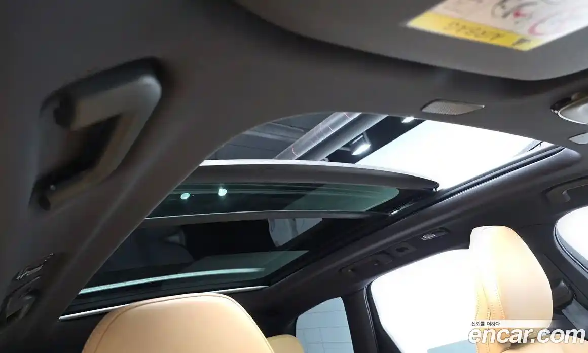 Volvo XC60 2024 2.0 автомат (гидро), фото 18