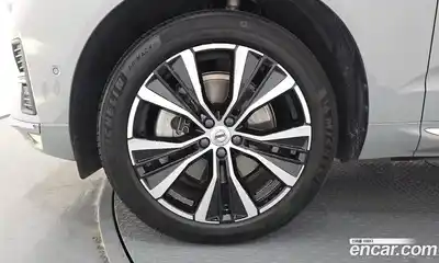 Volvo XC60 2024 2.0 автомат (гидро), миниатюра 5