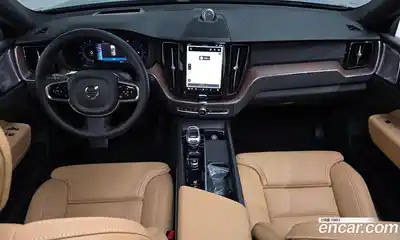 Volvo XC60 2024 2.0 автомат (гидро), миниатюра 7