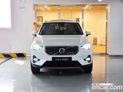 Volvo XC40 2026 2.0 автомат (гидро), миниатюра 3