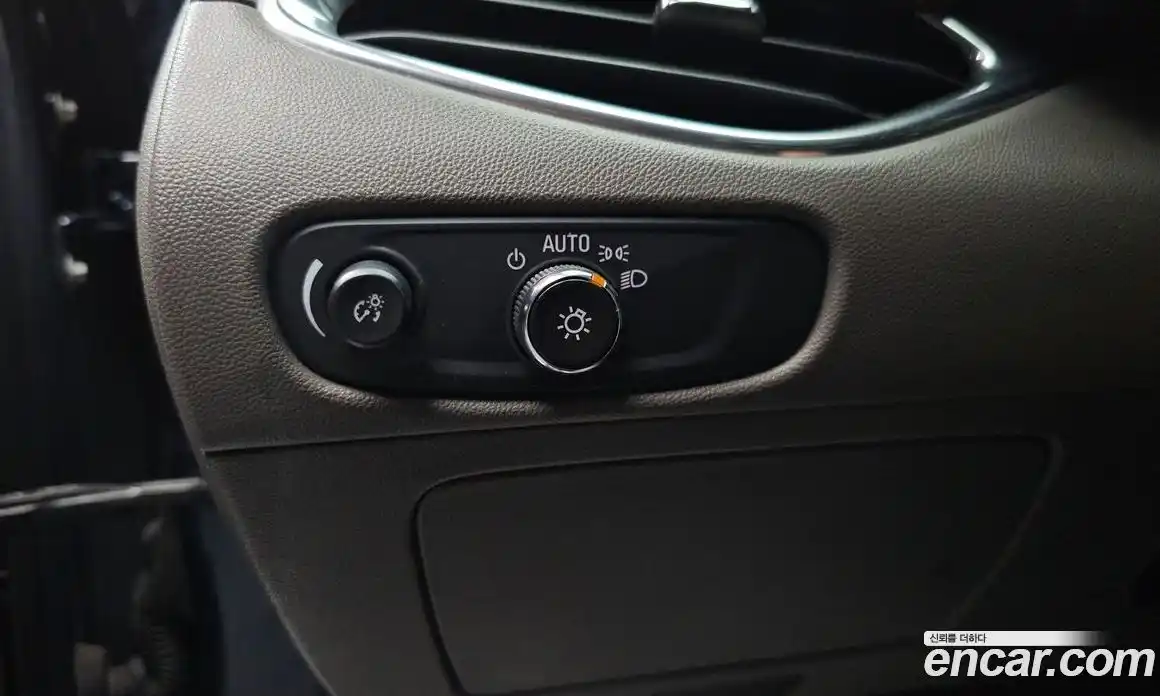 Chevrolet Malibu 2016 2.0 автомат (гидро), фото 23