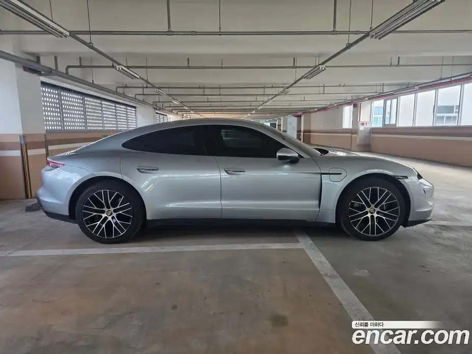 Porsche Taycan 2022 автомат (гидро), фото 4