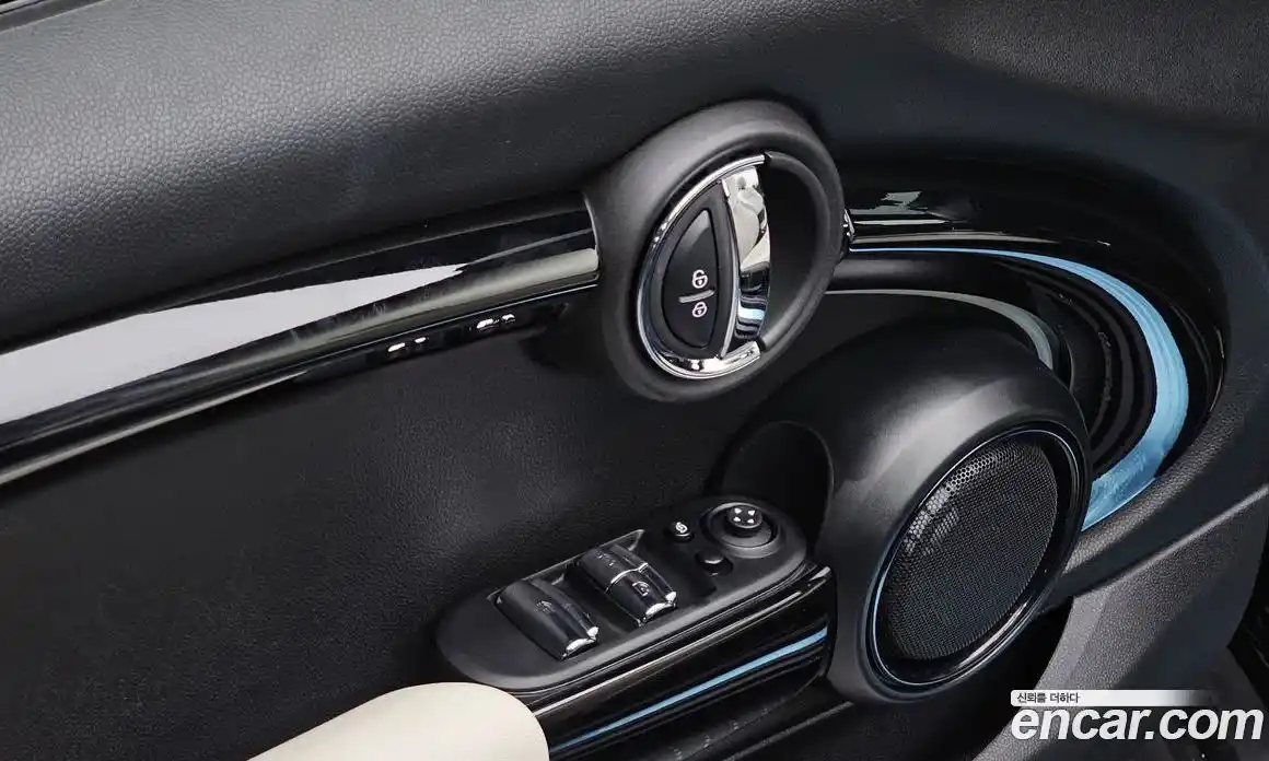 Mini Cooper Convertible 2022 2.0 автомат (гидро), фото 22