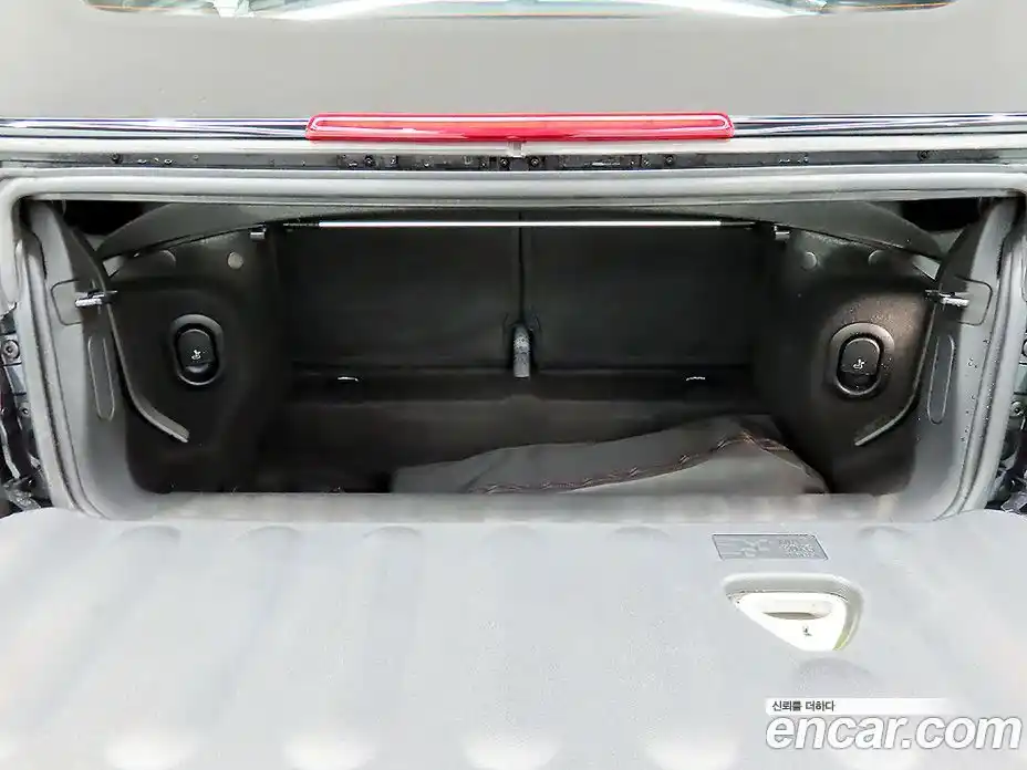 Mini Cooper Convertible 2025 2.0 автомат (гидро), фото 17