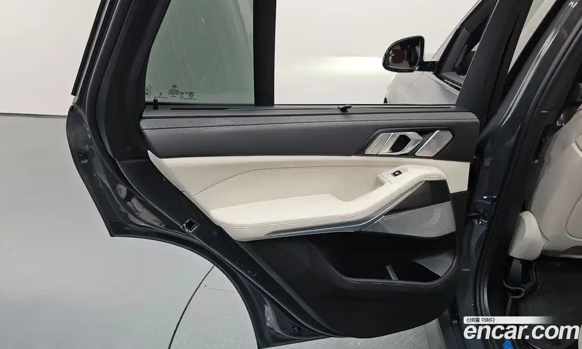 BMW X5 2025 3.0 автомат (гидро), фото 15