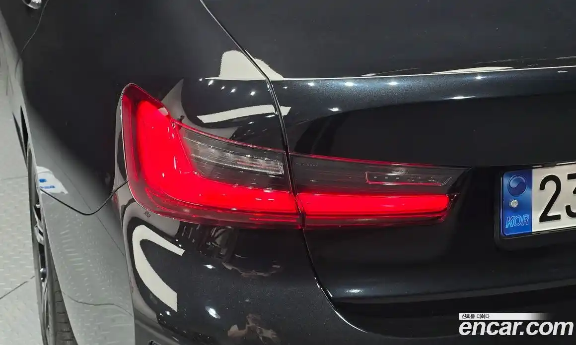BMW 3 серия 2024 2.0 автомат (гидро), фото 9