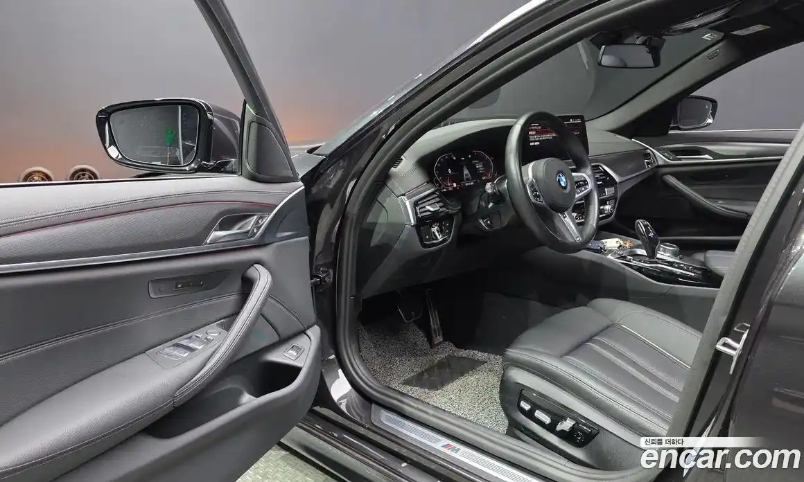 BMW 5 серия 2023 2.0 автомат (гидро), фото 12