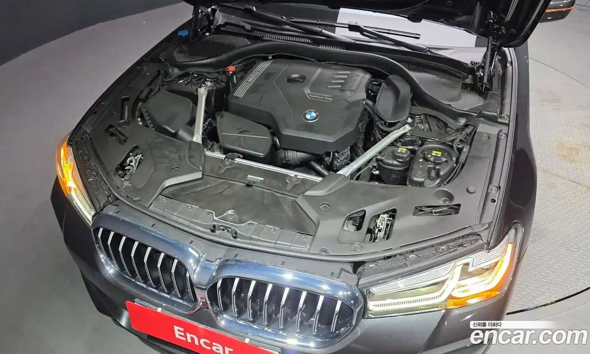 BMW 5 серия 2023 2.0 автомат (гидро), фото 5